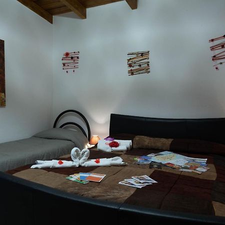 B&B La Gazza Ladra Carmiano  エクステリア 写真