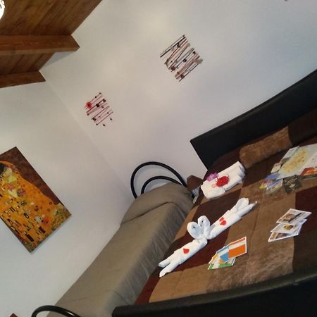 B&B La Gazza Ladra Carmiano  エクステリア 写真