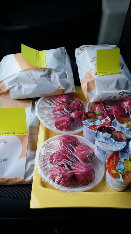 B&B La Gazza Ladra Carmiano  エクステリア 写真