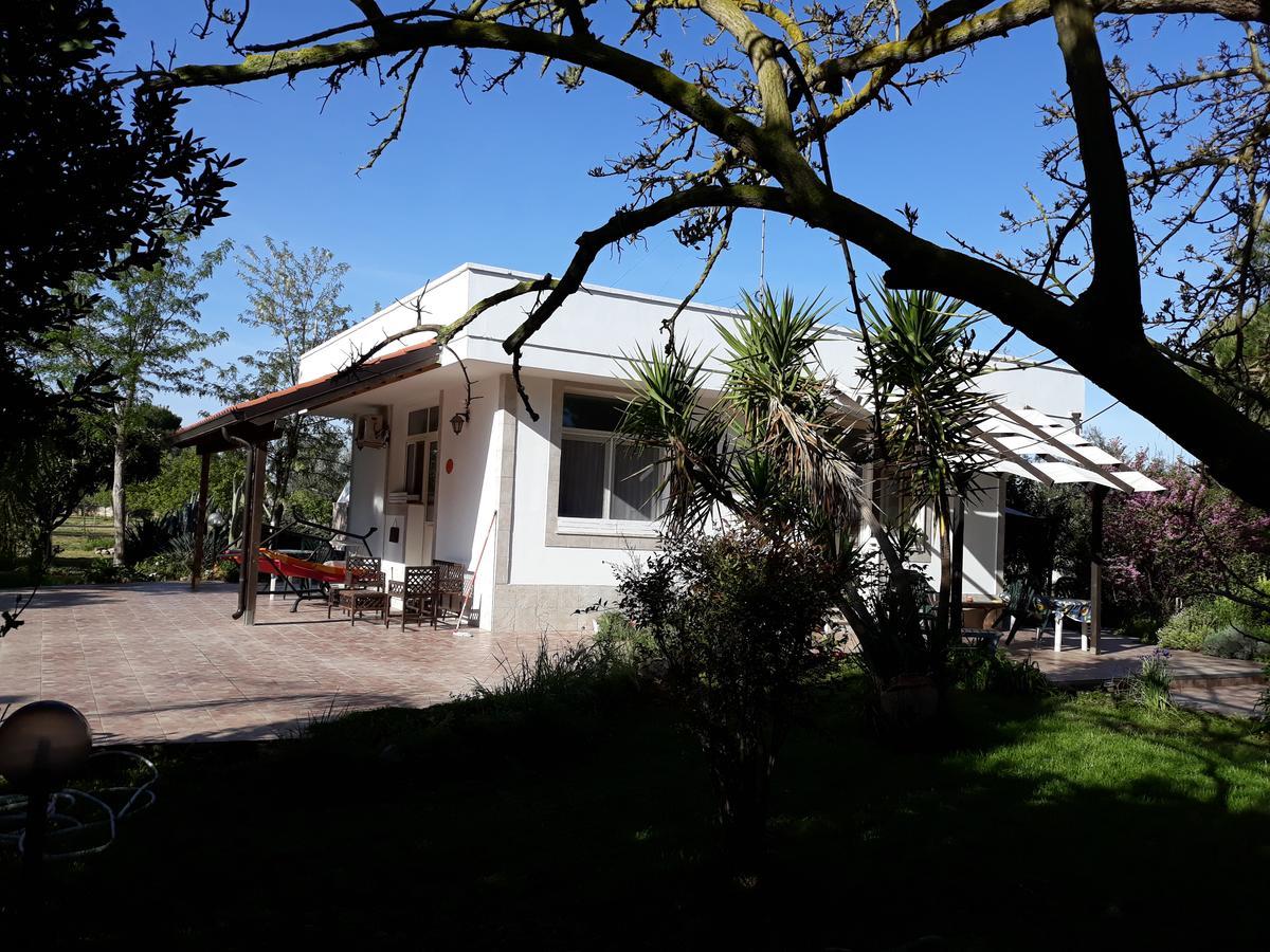 B&B La Gazza Ladra Carmiano  エクステリア 写真