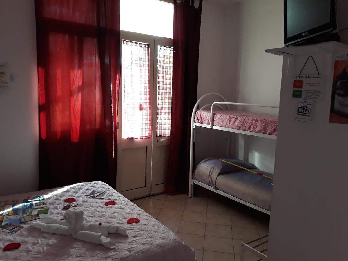 B&B La Gazza Ladra Carmiano  エクステリア 写真