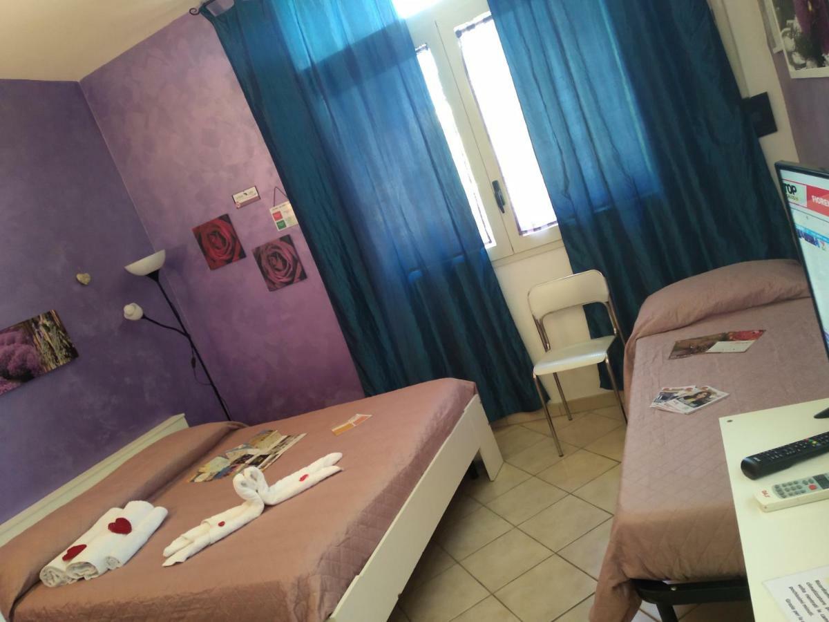 B&B La Gazza Ladra Carmiano  エクステリア 写真